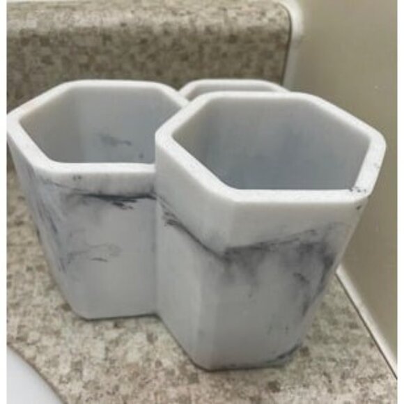 New Toothbrush Holder for Bathrooms Toothpaste Holder Stand Bathroom Organizer - Picture 2 of 2